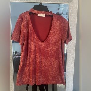 Choker style v neck shirt! Size S!
